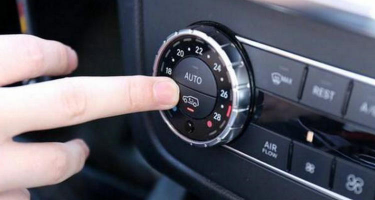 汽車(chē)開(kāi)冷風(fēng)正確方法 汽車(chē)怎么開(kāi)空調(diào)冷風(fēng)
