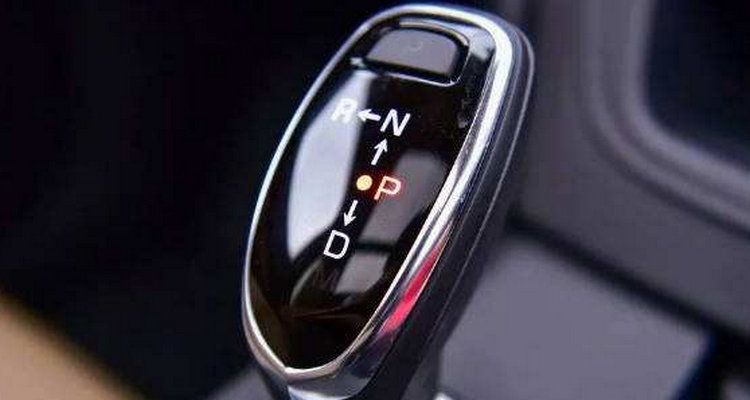 自動(dòng)擋N檔在什么情況下用