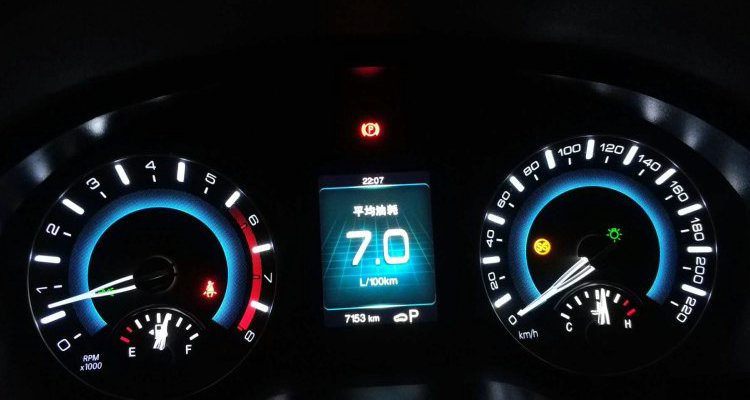 夏天汽車開空調(diào)油耗增加多少