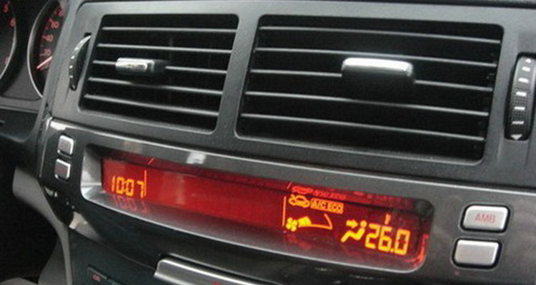汽車(chē)制冷效果差是怎么回事