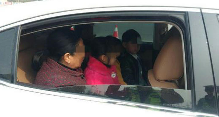 私家車五座超載一人會(huì)收到什么處罰