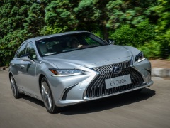雷克薩斯ES300h新增車型來(lái)襲 雷克薩斯es價(jià)格多少