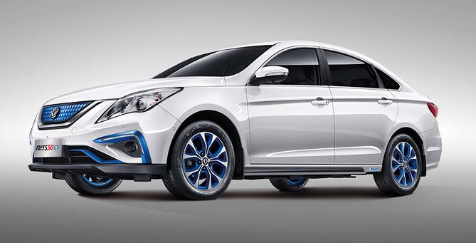 新款風(fēng)行S50EV，NEDC續(xù)航里程為401km