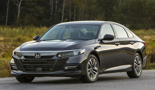 20萬左右買什么車好，選擇這款不后悔（本田雅閣）