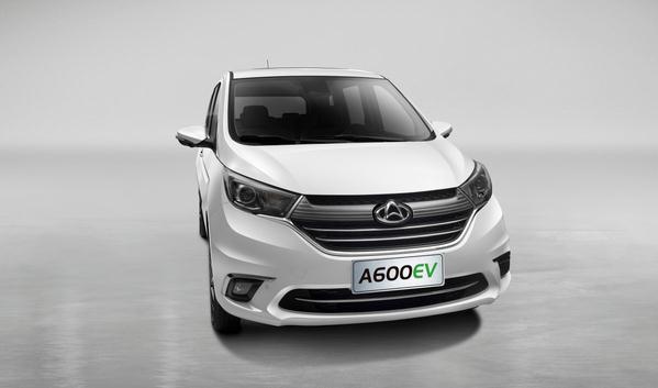 長(zhǎng)安歐尚A600EV上市，純電動(dòng)車(chē)型（續(xù)航402公里）