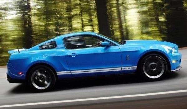 野馬眼鏡蛇多少錢(qián)，野性十足（超級(jí)跑車(chē)速度飛揚(yáng)）