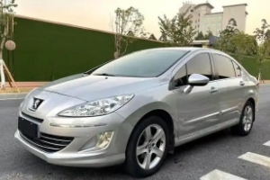 2010款標(biāo)致408費油嗎，實測百公里油耗7L起（搭載1.6L和2.0L發(fā)動機）