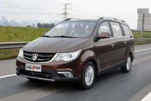 寶駿730油耗多少錢一公里，花費大概7-9毛（百公里油耗實測7L起）