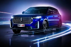 奔騰t99怎么樣值得購買嗎，同價位2.0T動力看誰都是弟弟（實測空間充裕）