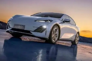 長(zhǎng)安深藍(lán)sl03最新消息，上市后廠商報(bào)價(jià)16萬起