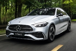 奔馳c級(jí)轎車(chē)價(jià)格，在售2022款報(bào)價(jià)32萬(wàn)起