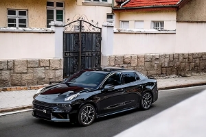 領(lǐng)克03+配置參數(shù)公布，標(biāo)配2.0T+8AT動力（采用4門5座三廂車結(jié)構(gòu)）