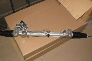 換一個方向機(jī)大概多少錢 普通方向機(jī)花費(fèi)1000元左右