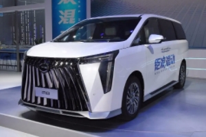 傳祺m8插電混動(dòng)參數(shù) 發(fā)動(dòng)機(jī)最大扭矩320牛米，最大功率140千瓦