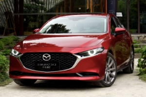 馬自達(dá)3昂克賽拉怎么樣 加速快、空間合理、價(jià)格適中