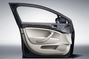 車(chē)門(mén)沒(méi)關(guān)緊會(huì)耗電嗎 耗電(需要關(guān)緊車(chē)門(mén))