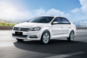 桑塔納裸車(chē)4萬(wàn)8 新車(chē)售價(jià)6.09萬(wàn)元（全款落地6.90萬(wàn)元）