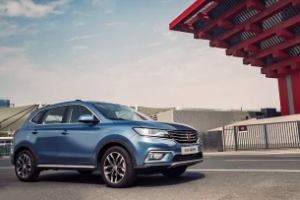 榮威rx5怎么樣 油耗低、空間大、性能好（百公里6.9L）