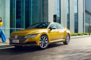 大眾cc怎么樣 車內(nèi)設(shè)計顏值較高、行駛穩(wěn)定性好、加速動力強