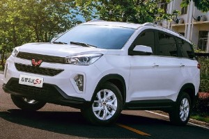 五菱宏光s3報(bào)價(jià)及圖片 2020款新車售價(jià)5萬(分期首付1萬)