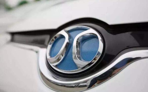 北汽制造的車標歷史 將“北”字貫穿其中