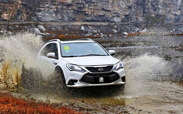 比亞迪的車標歷史 新時代九零后車企