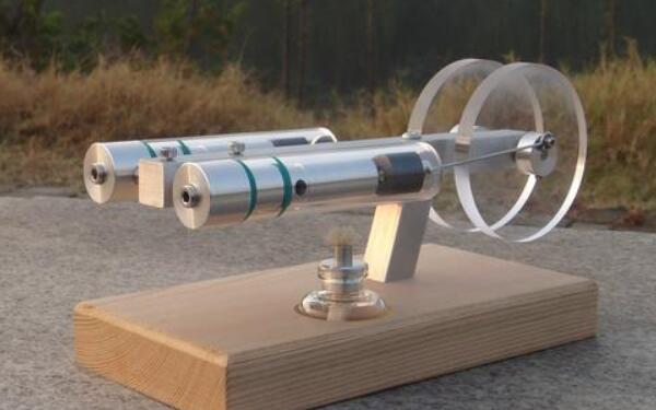 斯特林發(fā)動機是什么 傳統(tǒng)復式氣體燃燒膨脹動力系統(tǒng)