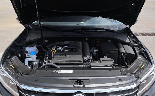 發(fā)動機進(jìn)水的危害 如何判斷發(fā)動機是否進(jìn)水