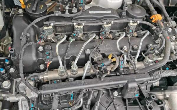 汽車電路的網(wǎng)絡(luò)主體 發(fā)動機(jī)線束作用有哪些