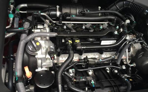 汽車電路的網(wǎng)絡(luò)主體 發(fā)動機(jī)線束作用有哪些