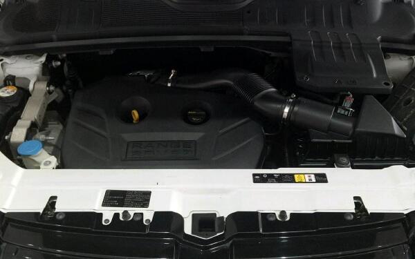 采用全新四缸發(fā)動機 路虎極光發(fā)動機質量怎么樣 	