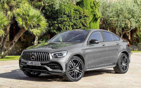 奔馳GLC最新款來(lái)襲 glc260奔馳價(jià)格多少