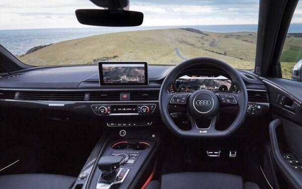 奧迪a4旅行版來(lái)襲 新款?yuàn)W迪a4價(jià)格多少