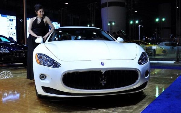 高性能的豪華轎跑 瑪莎拉蒂gt價格多少