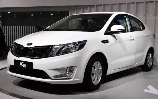 外觀(guān)跟隨家族潮流 起亞k2價(jià)格多少一輛