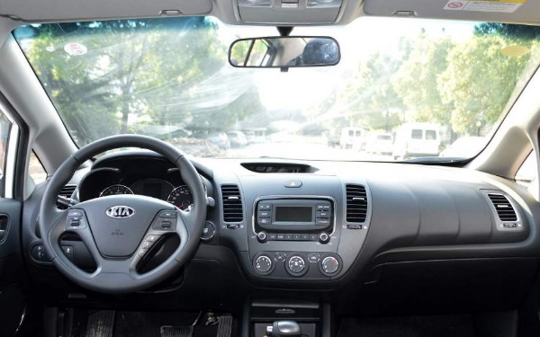 東風(fēng)悅達(dá)起亞K3怎么樣 起亞k3價格多少