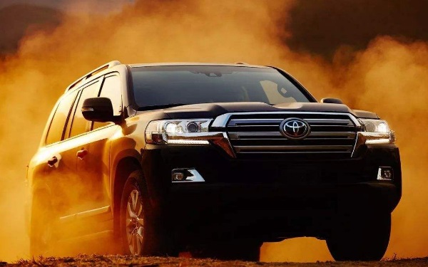 陸地巡洋艦價(jià)格多少一輛 參考價(jià)格77.0-112.78萬元