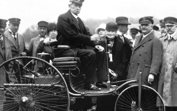 人稱＂汽車之父＂ 卡爾·本茨究竟是誰(shuí)