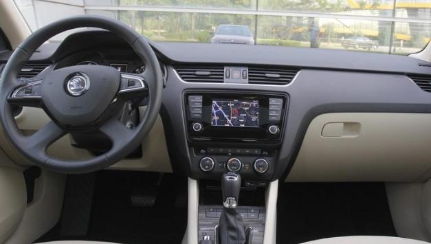 思域和明銳哪個好，新款明銳（深得人心）