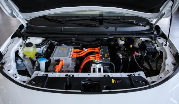 2021款歐拉iQ上市，續(xù)航高達(dá)421公里