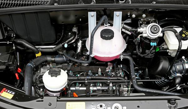 新款V80 PLUS系列上市，全包覆式內(nèi)飾設(shè)計(jì)是亮點(diǎn)