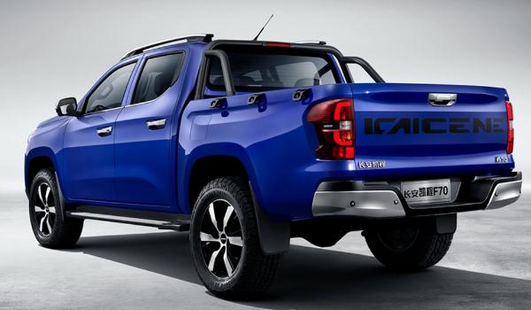 長(zhǎng)安凱程F70自動(dòng)擋上市，內(nèi)飾配置透露出濃濃的科技感