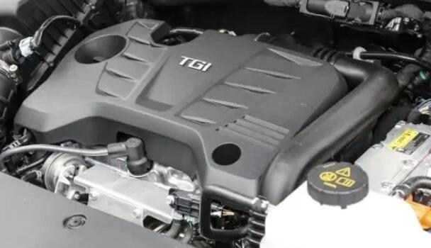 MG領(lǐng)航PHEV正式上市，0利率/0月供