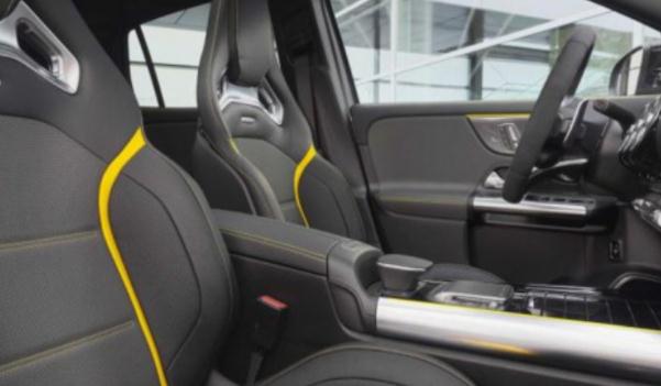 新款A(yù)MGA 35L車型上市，百公里加速僅需要4.9秒