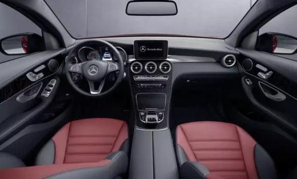 奔馳GLC轎跑SUV正式上市，新車價(jià)46.08萬元起