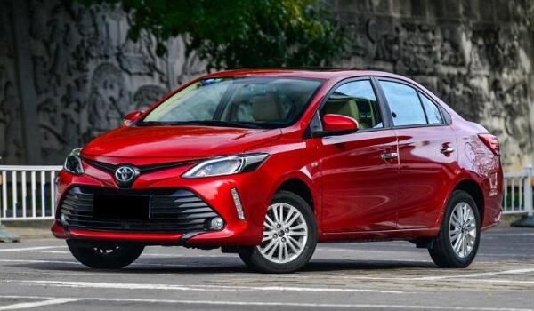 致炫致享頂配開回家，豐田suv12萬(wàn)自動(dòng)擋推薦