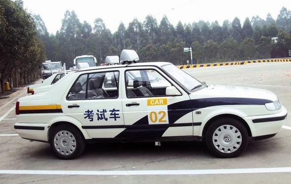科目二考試項(xiàng)目，倒車入庫(kù)是大家的硬傷
