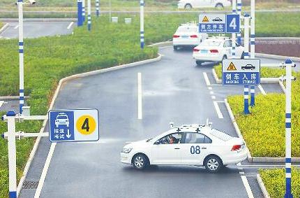 科目二考前不要練太多，不自卑不自負(fù)就好