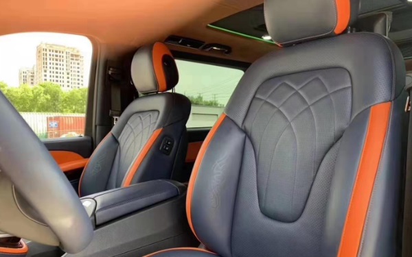 汽車內飾翻新一般多少錢 不同程度內飾翻新價格多少