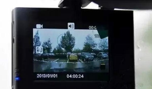 行車(chē)記錄儀看回放步驟，多種方式任你選